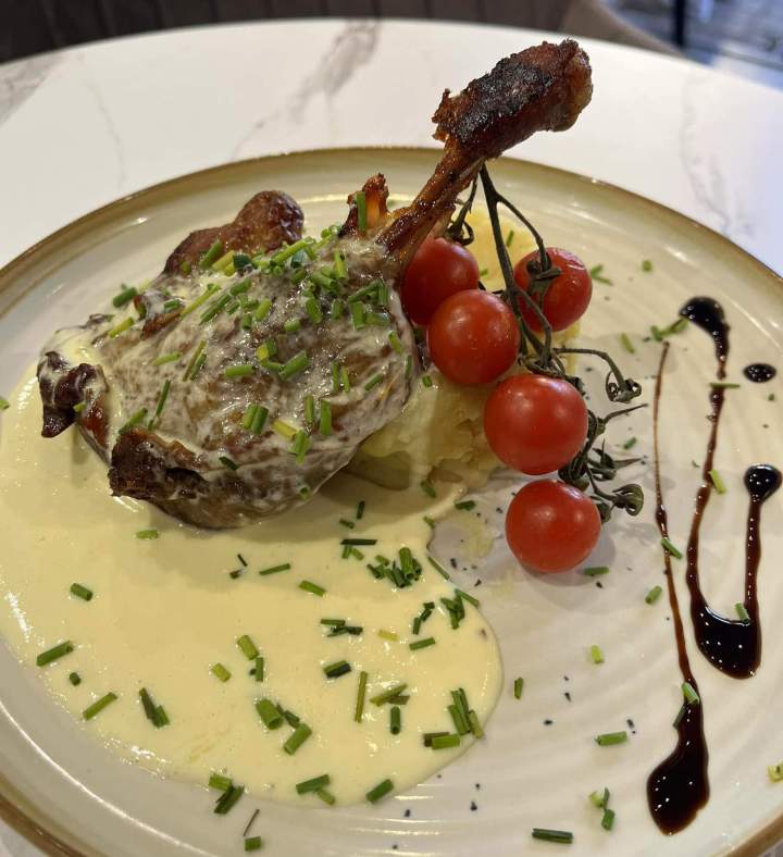 Assiette de confit de canard Orange